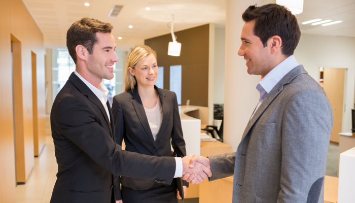 Real Estate Agents – Why You Need to Stand Apart From the Crowd