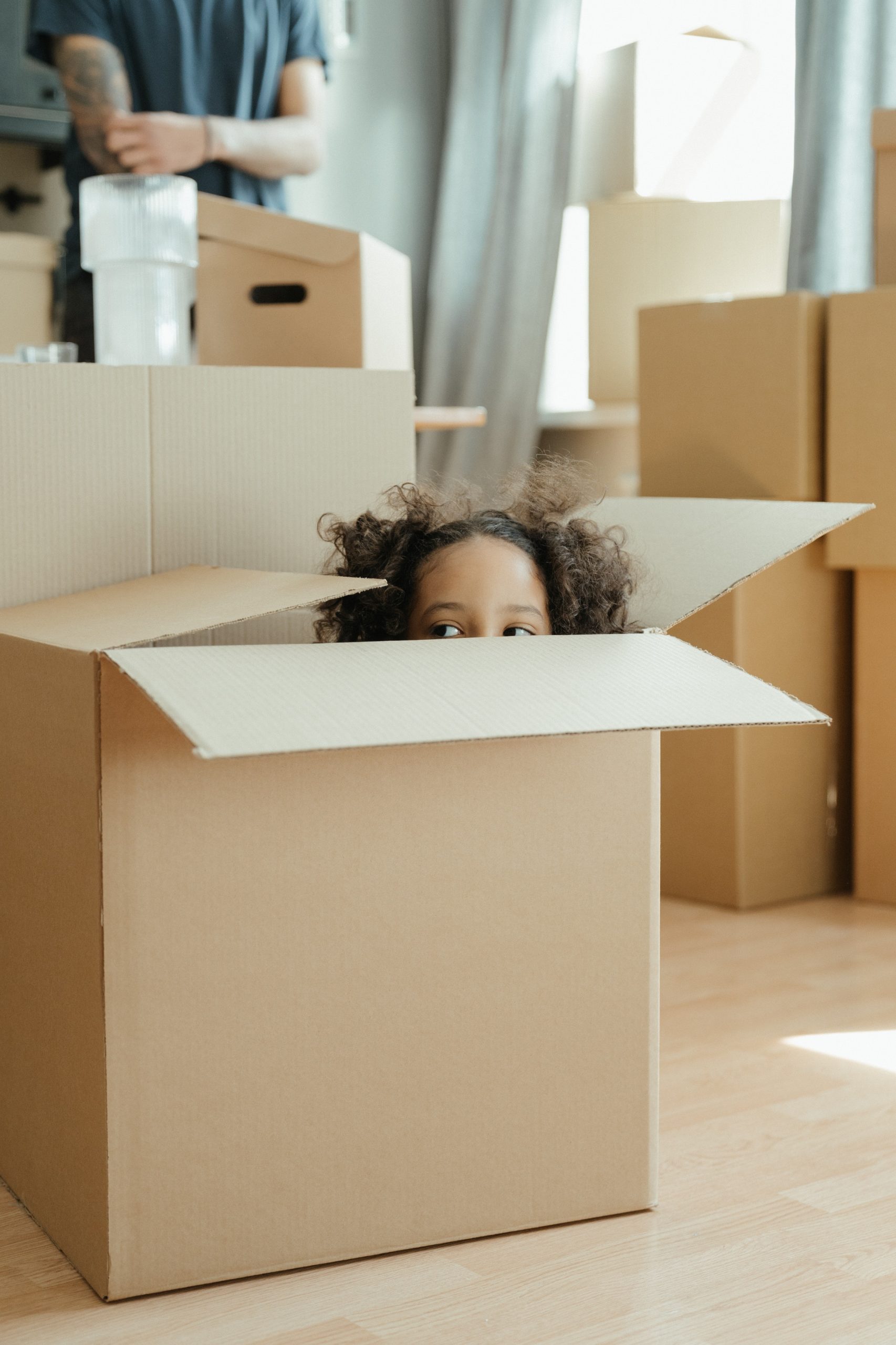 Curate your own list of local moving companies and offer the best advice for moving, such as checklists and to-do's